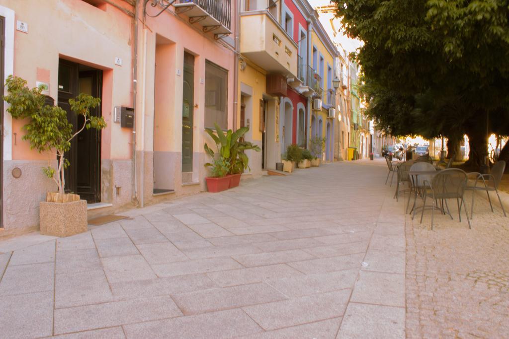 Appartamento Rosso Buoni E Cattivi Cagliari Zimmer foto